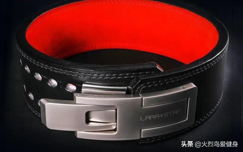 健身護(hù)腕手套_手套健身護(hù)腕圖片_手套健身護(hù)腕怎么戴