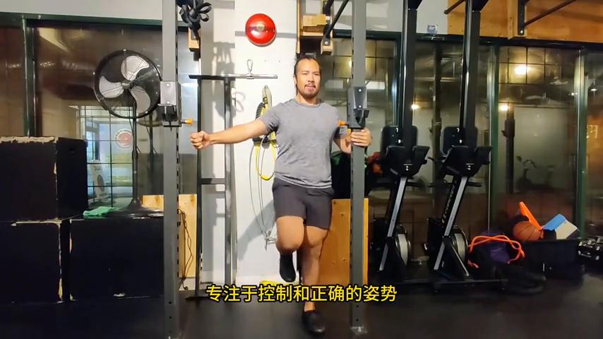 髖關節坐姿_髖關節訓練椅_髖關節訓練椅的用途