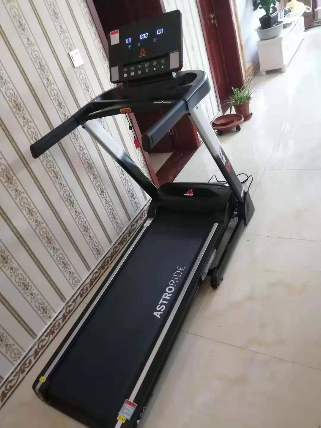 銳步(Reebok)A2型跑步機(jī)使用體驗(yàn)怎么會(huì)？的第3張示圖